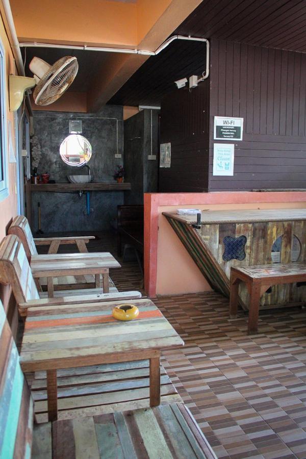 Phangan Barsay Hostel Тонгсала Екстер'єр фото